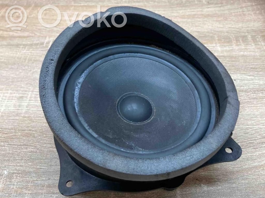 Altavoz de la puerta trasera   8379093
