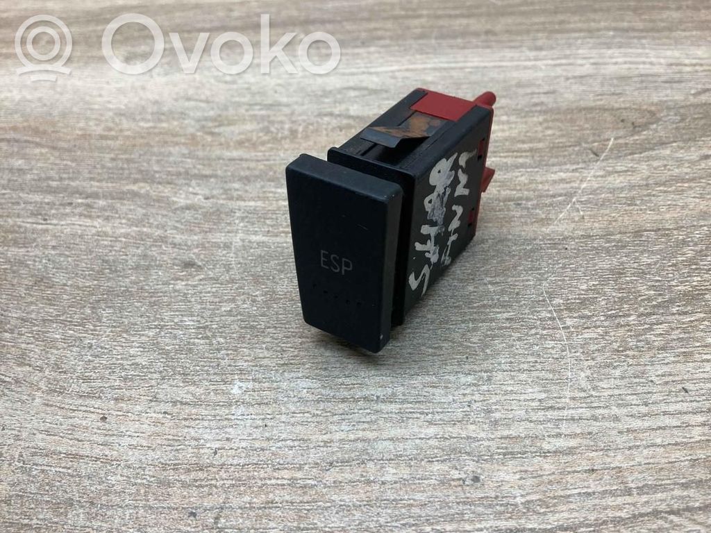 Przycisk / Włącznik ESP   SHARANESPSWITCH