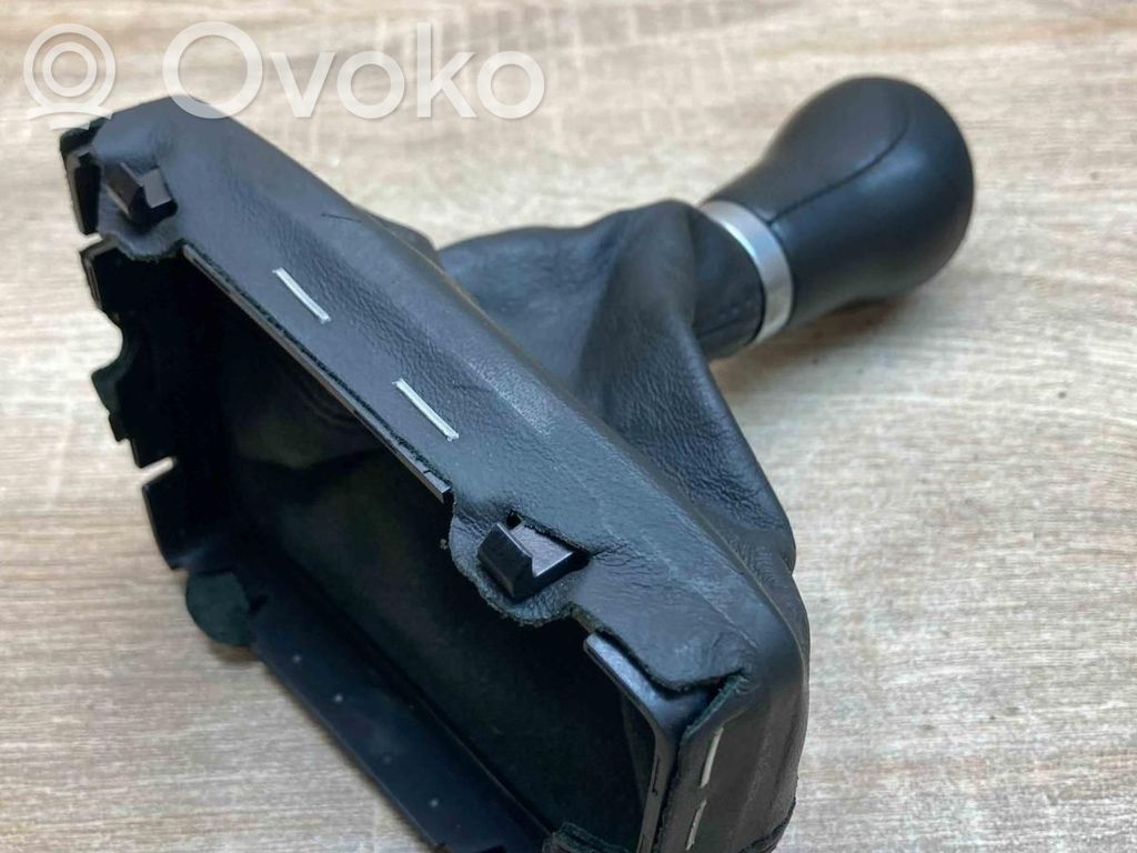 Volkswagen Golf V Perilla/embellecedor de cuero de la palanca de cambios 
