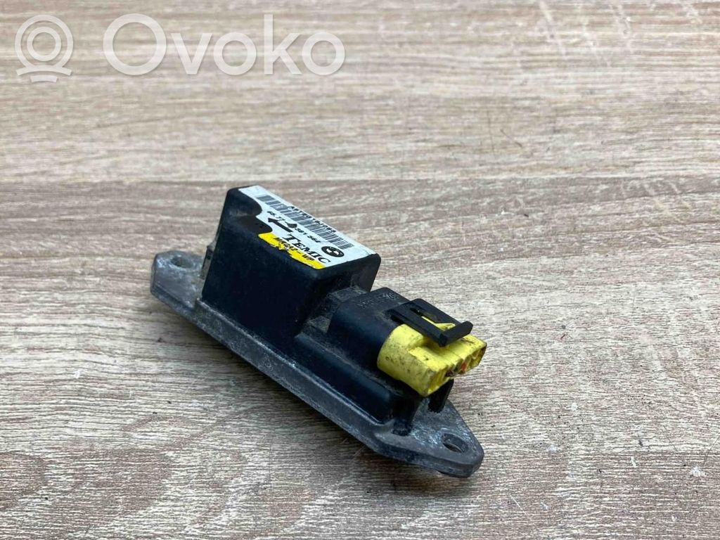 BMW 5 E39 Airbag deployment crash/impact sensor 