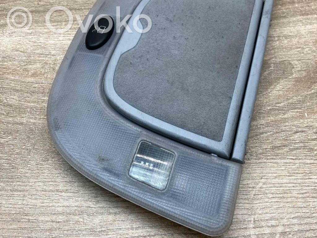 Mercedes-Benz S W220 Lampă scaun spate 