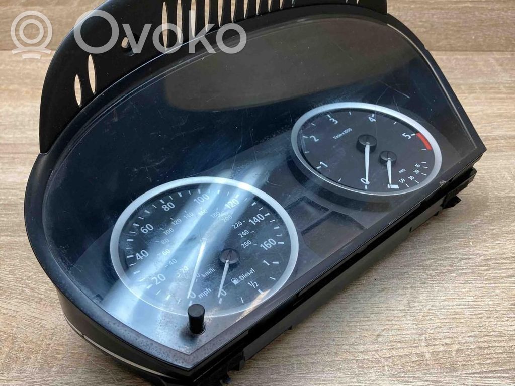 BMW 5 E60 E61 Nopeusmittari (mittaristo) 