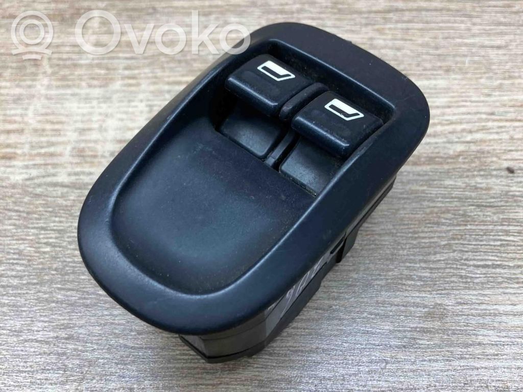 Peugeot 306 Включатель электрических окон 