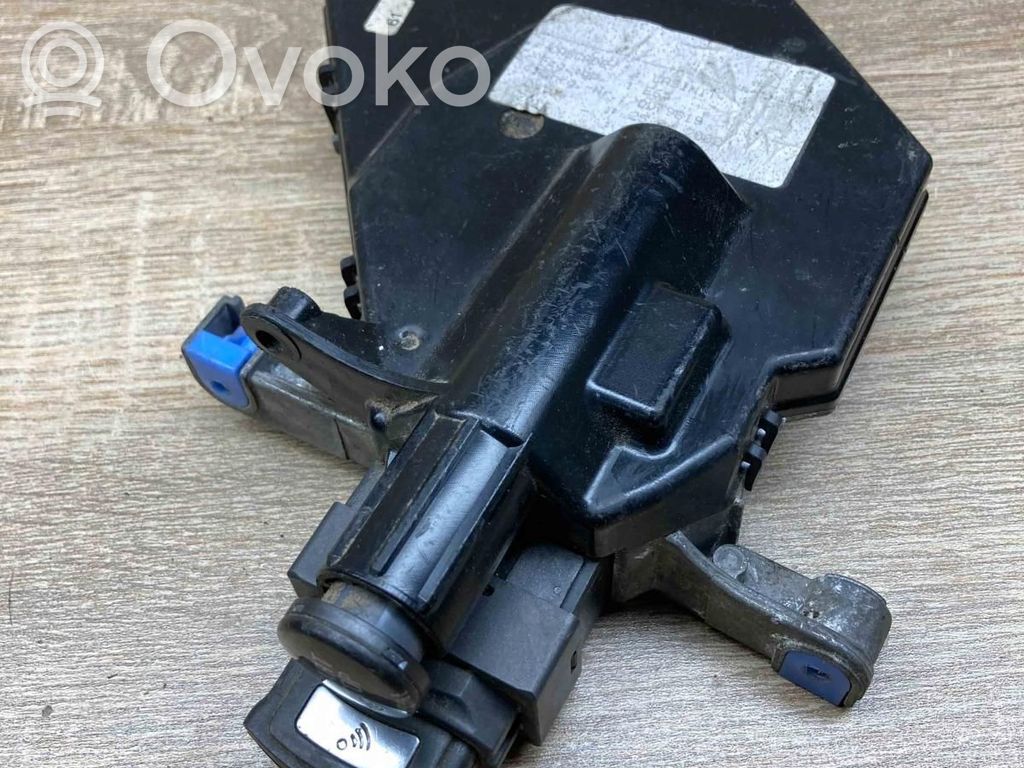 BMW 7 E65 E66 Virtalukko 