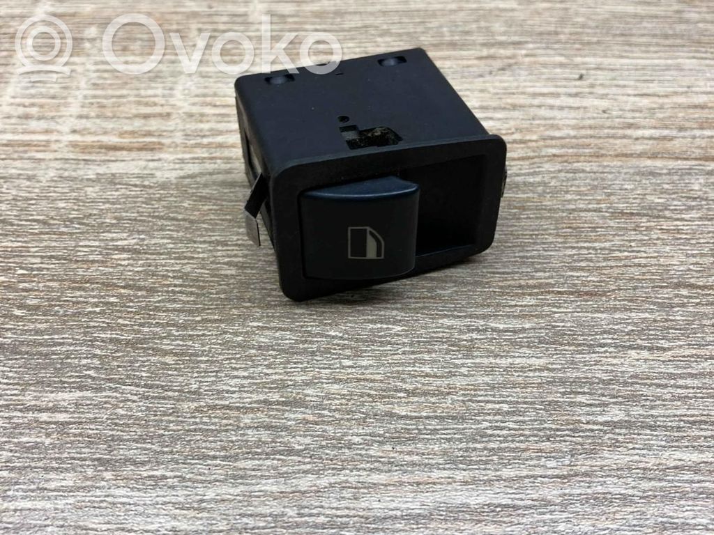 Electric window control switch   8368921,03120400