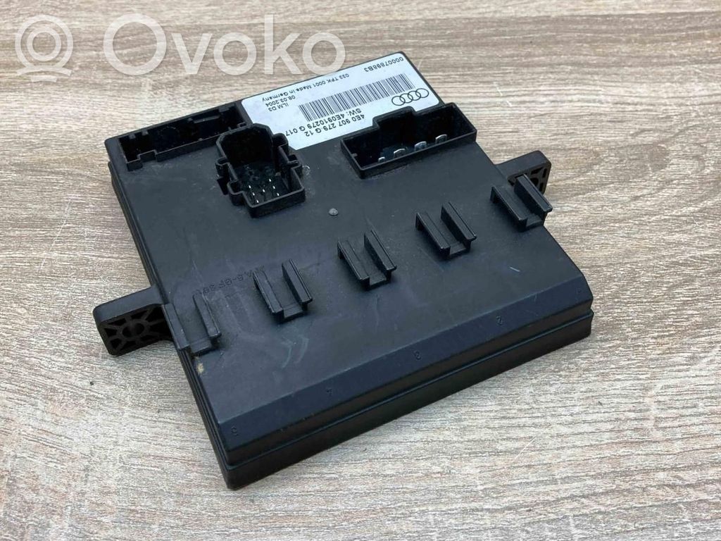Mukavuusmoduuli   4E0907279G