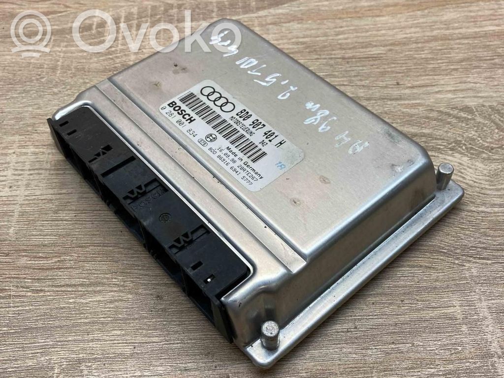 Engine control unit/module ECU   8D0907401H,0281001834