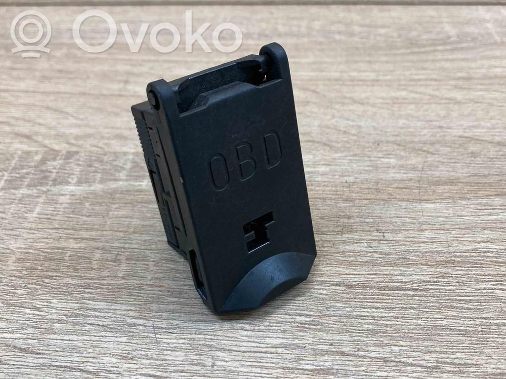 BMW 3 E46 Citu veidu slēdži / pogas / pārslēdzēji 