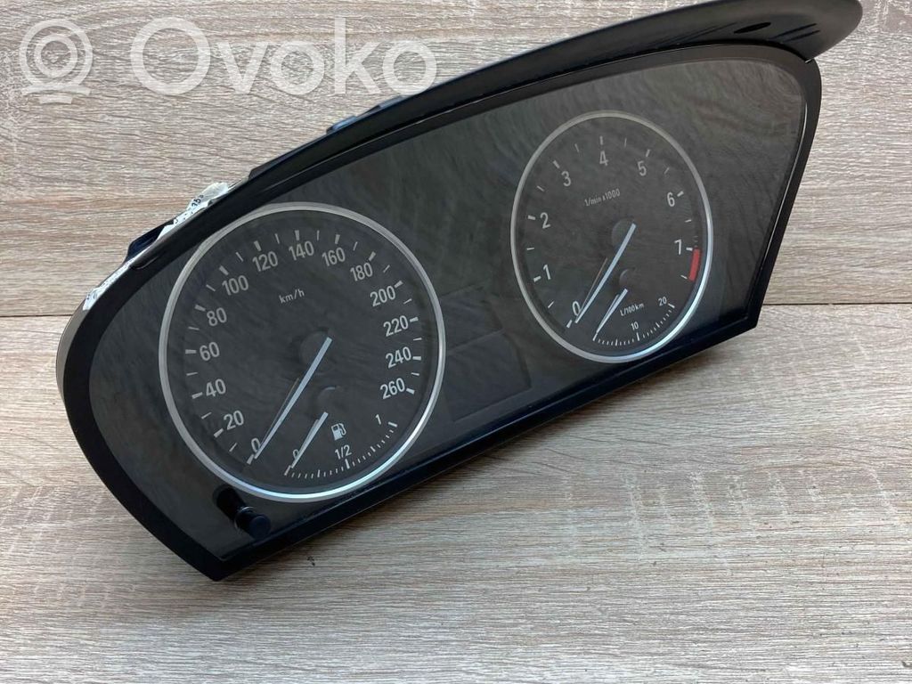 BMW 5 E60 E61 Nopeusmittari (mittaristo) 