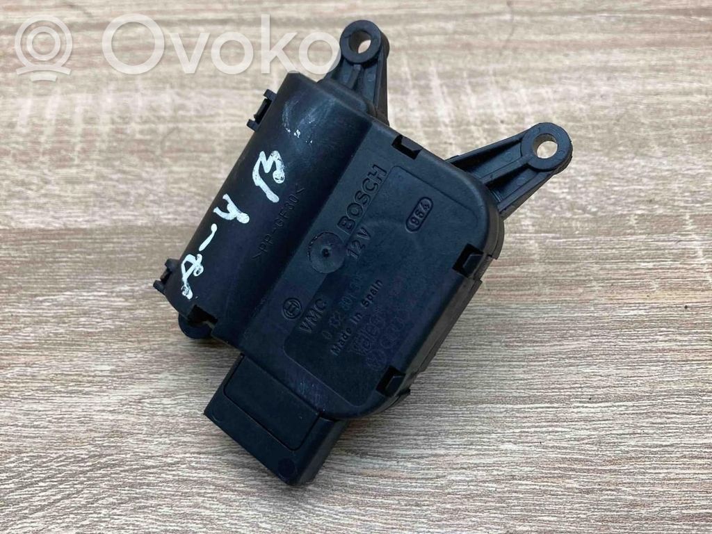 Audi A4 S4 B7 8E 8H Silniczek nagrzewnicy 