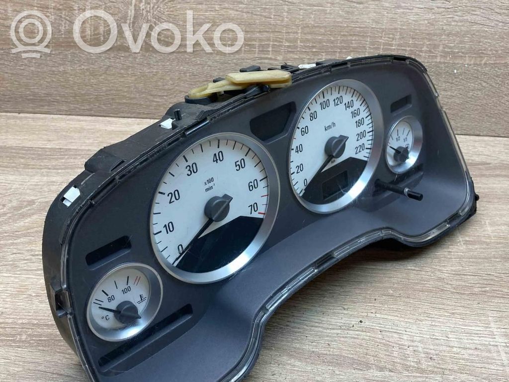Opel Astra G Speedometer (instrument cluster) 