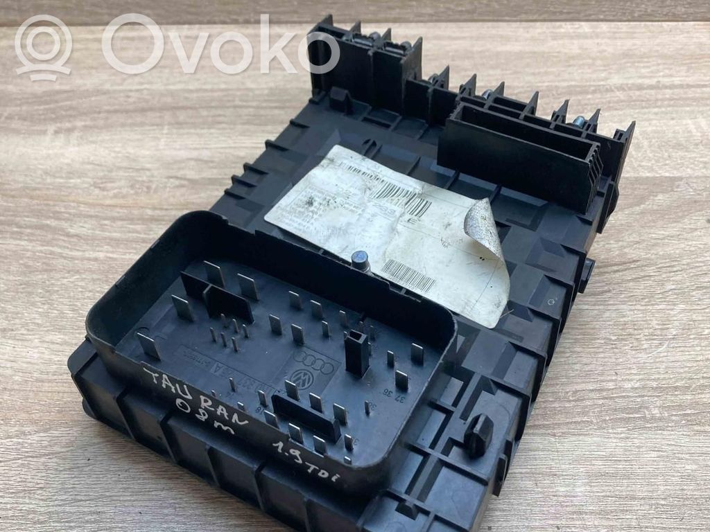 Volkswagen Golf V Modul siguranțe 
