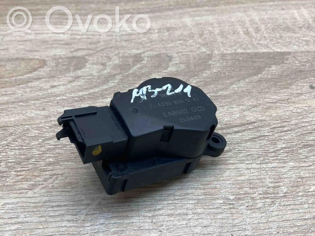 Mercedes-Benz E W211 Motor/actuator clapetă aer 