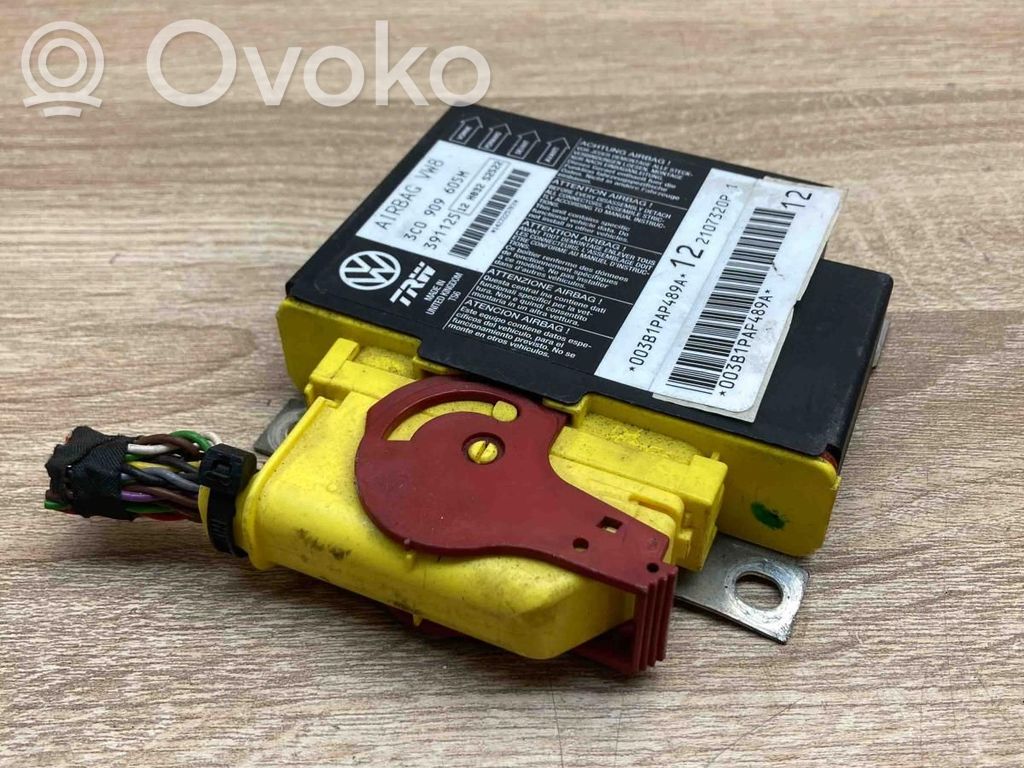 Volkswagen PASSAT B6 Centralina/modulo airbag 