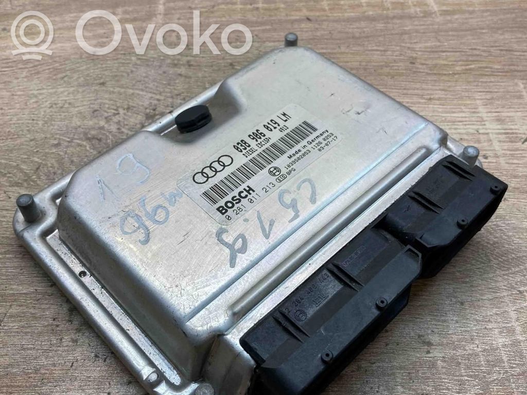 Audi A6 S6 C5 4B Unitate control motor/modul ECU 