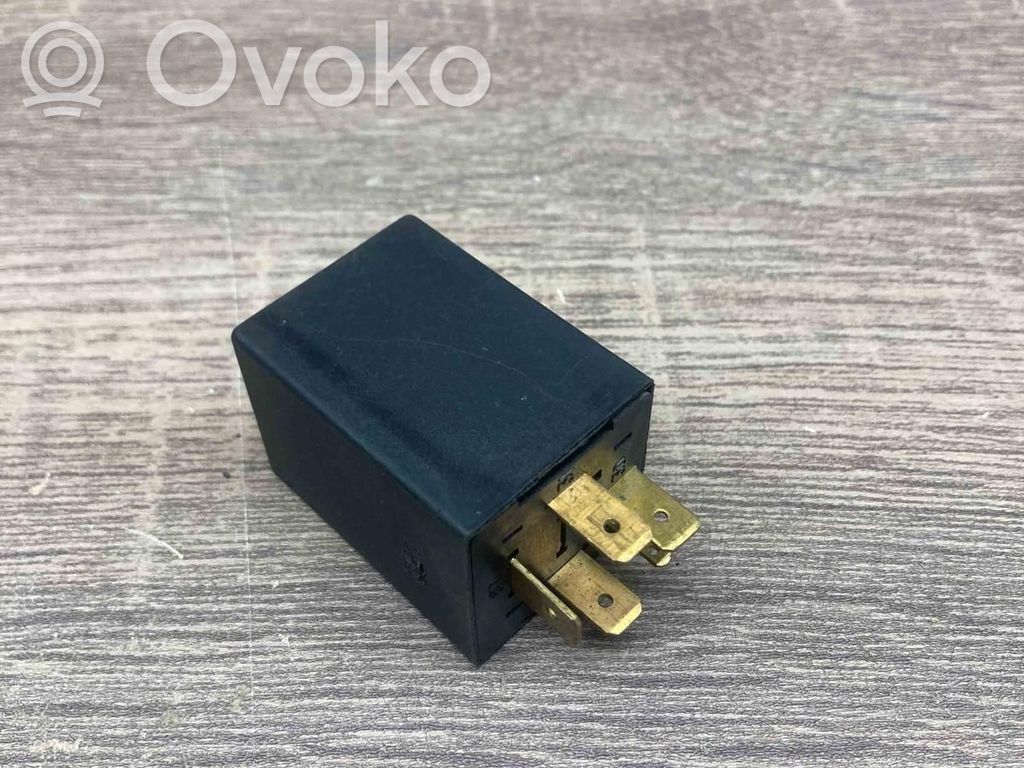 Opel Vectra A Muu rele 