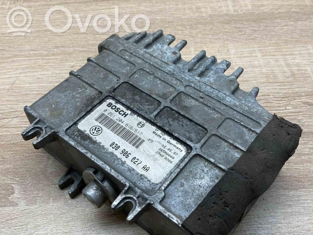 Volkswagen Golf III Unitate control motor/modul ECU 
