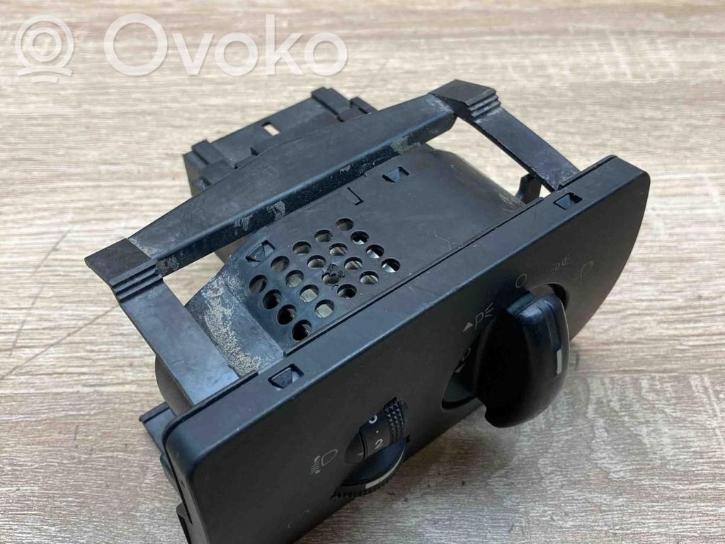 Ford Mondeo Mk III Light switch 