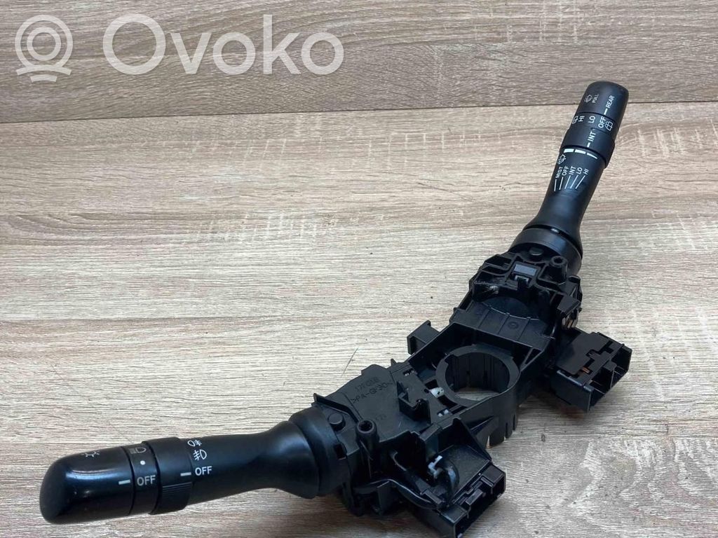 Toyota Land Cruiser (J200) Rankenėlių komplektas 
