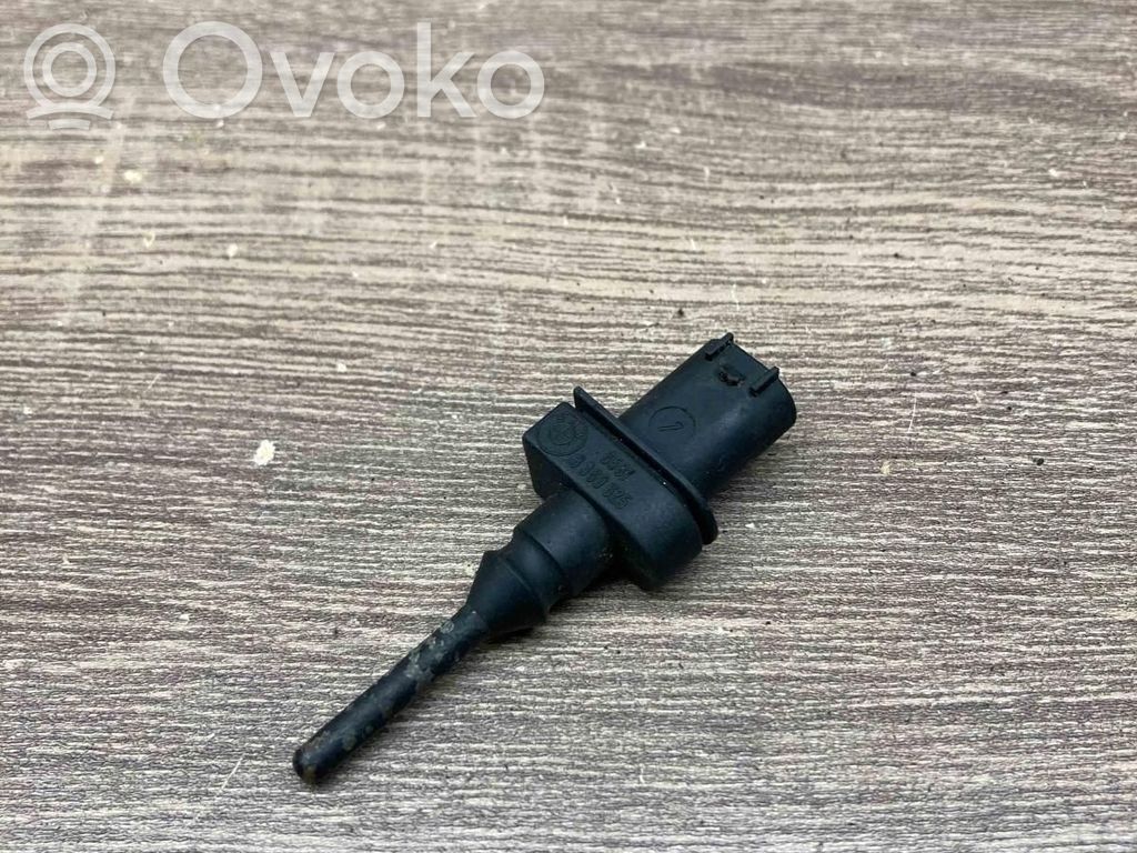 Outside/external air temperature sensor   8360625