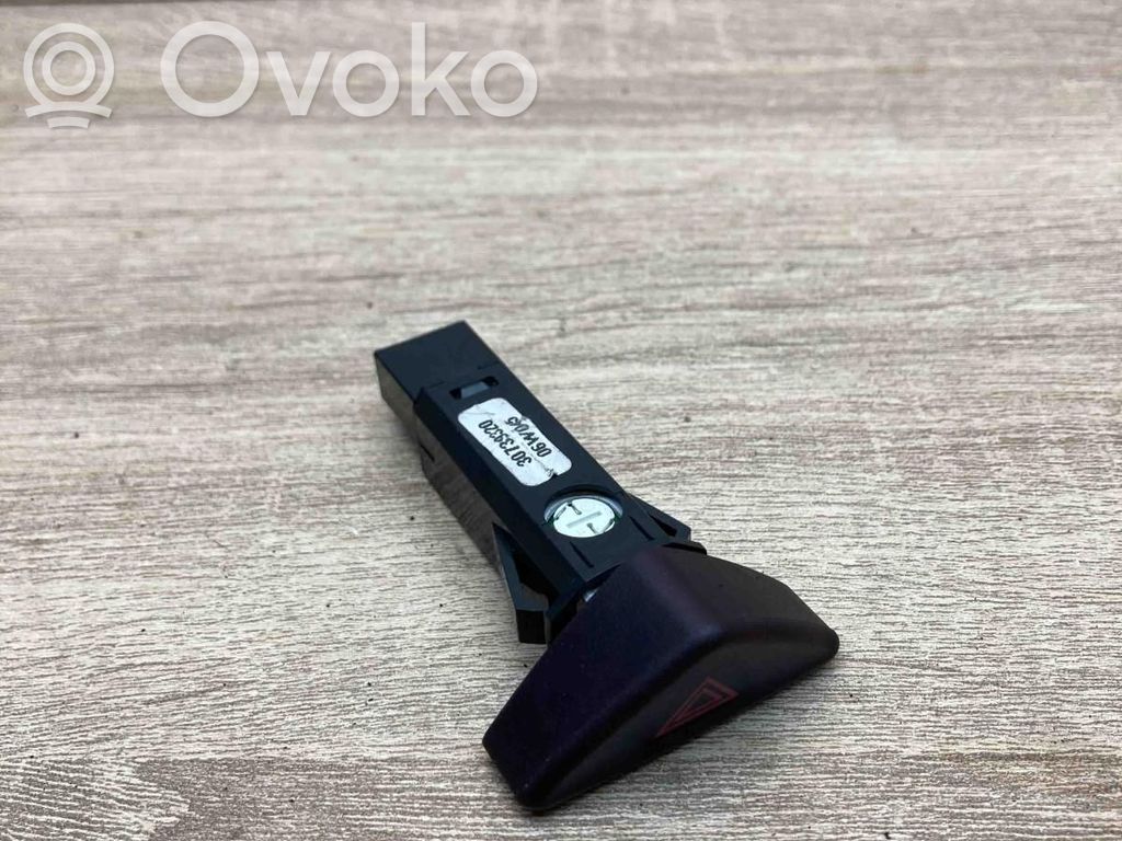 Przycisk świateł awaryjnych   30739320,06W045