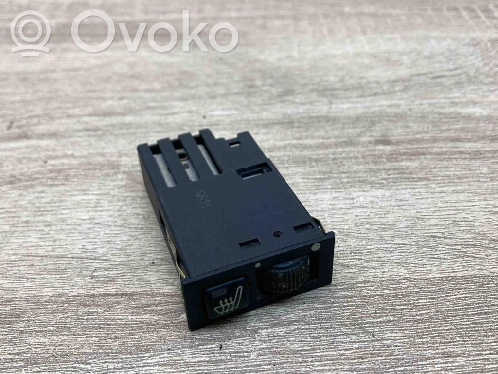 BMW 5 E39 Interruttore riscaldamento sedile 