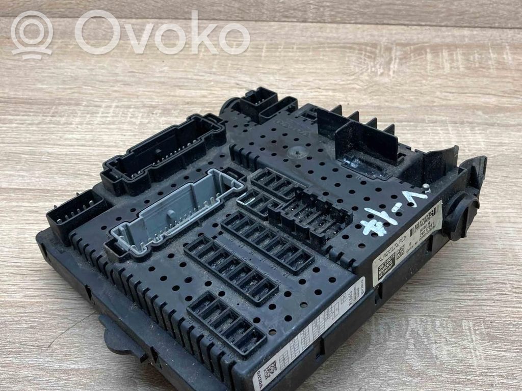 Volvo XC70 Modulo fusibile 
