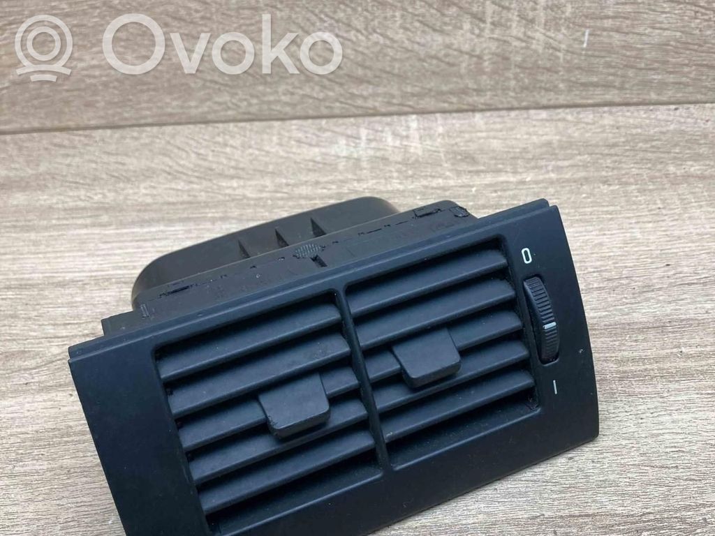 BMW 5 E39 Grilă ventilație centrală 