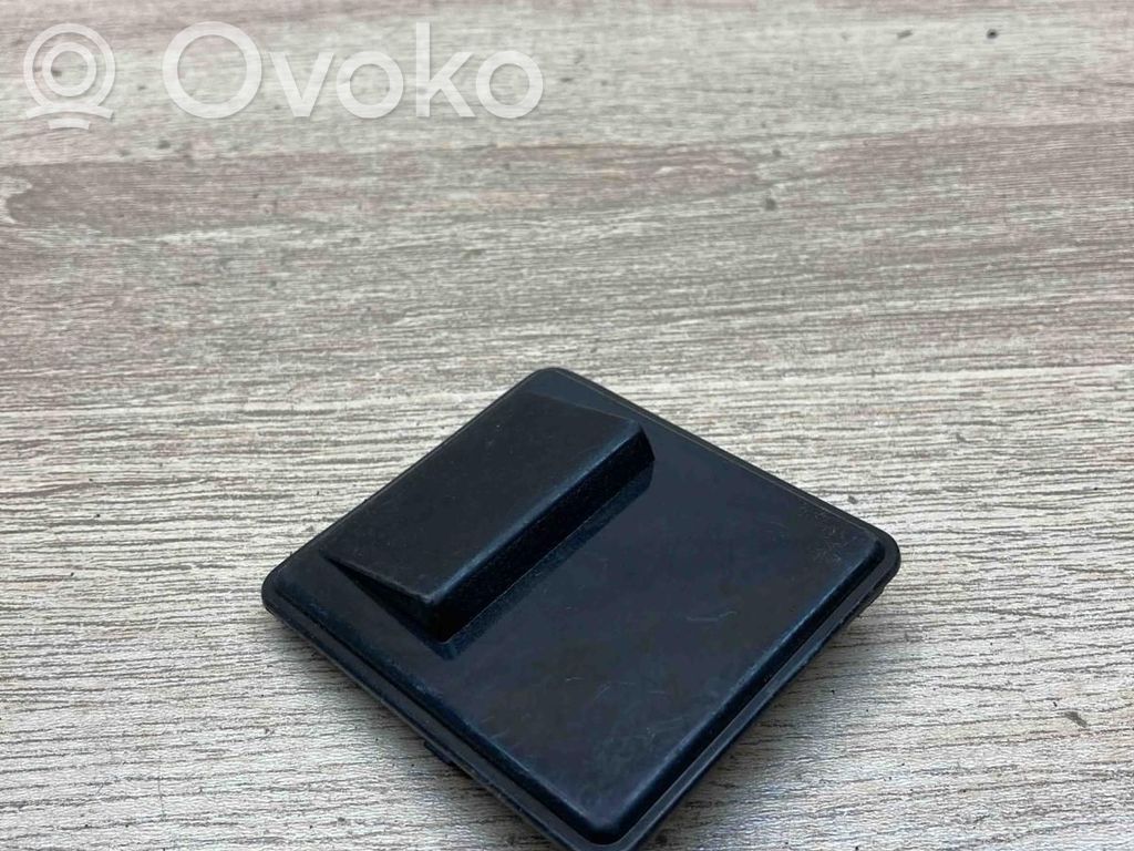BMW 5 E39 Kita salono detalė 