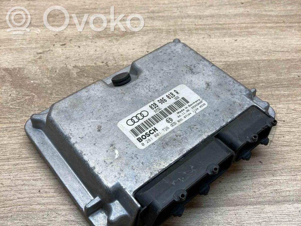 Audi A4 S4 B5 8D Unitate control motor/modul ECU 