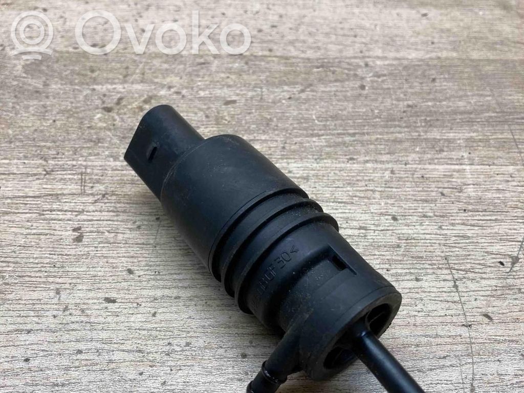 BMW X3 F25 Pompa lavavetri parabrezza/vetro frontale 