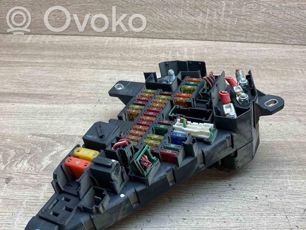 BMW 5 E60 E61 Fuse module 