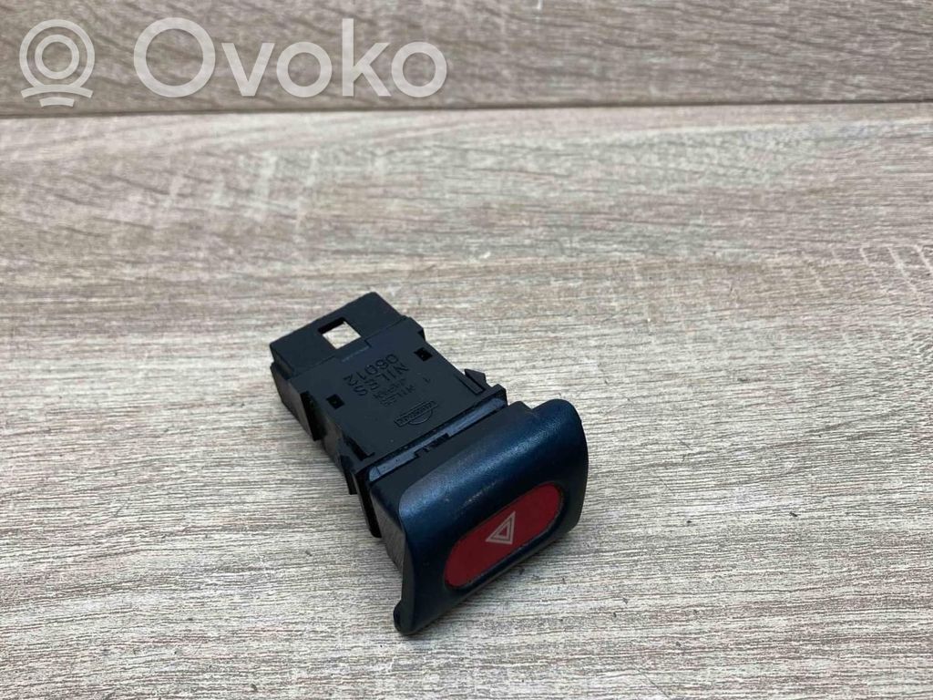 Nissan Sunny Hazard light switch 