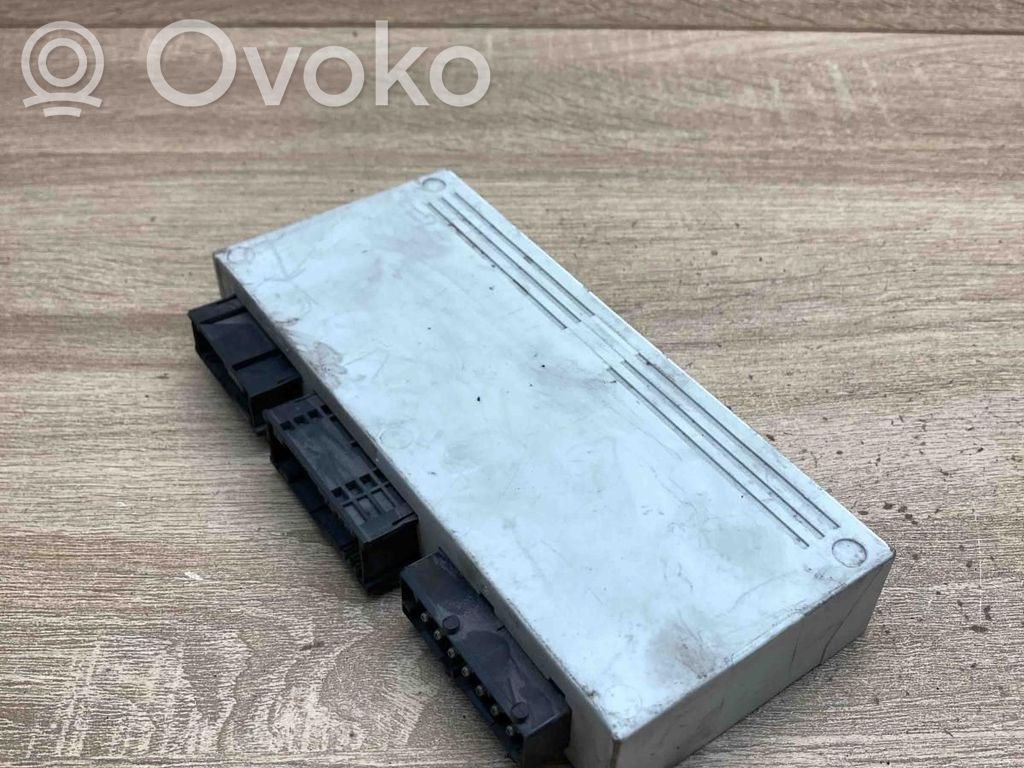 BMW 3 E46 Komforto modulis 
