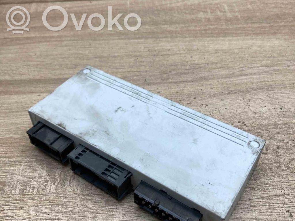 BMW 3 E46 Komforto modulis 