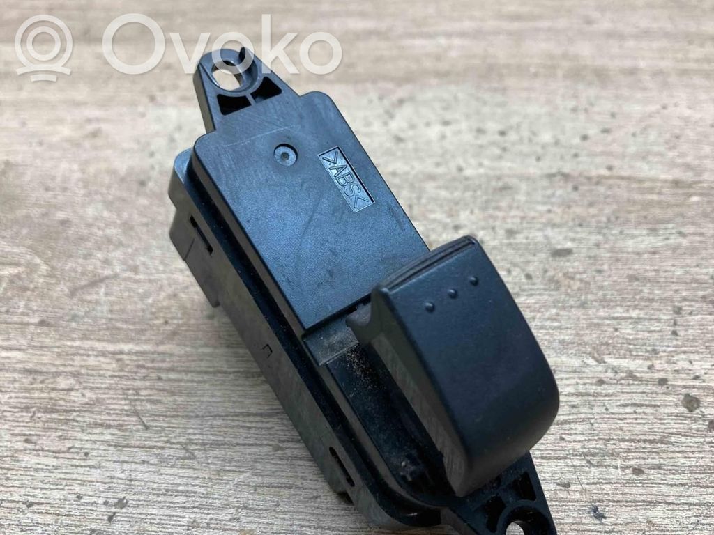 Mazda 5 Interruttore di controllo dell’alzacristalli elettrico 