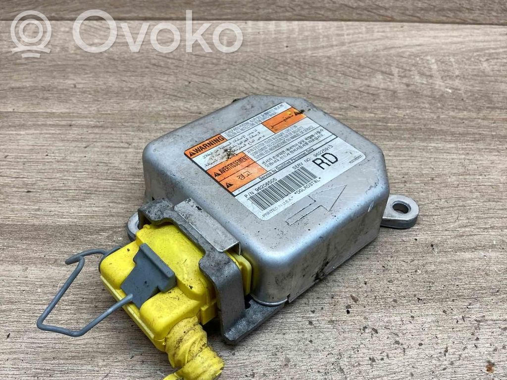 Daewoo Leganza Airbag control unit/module 