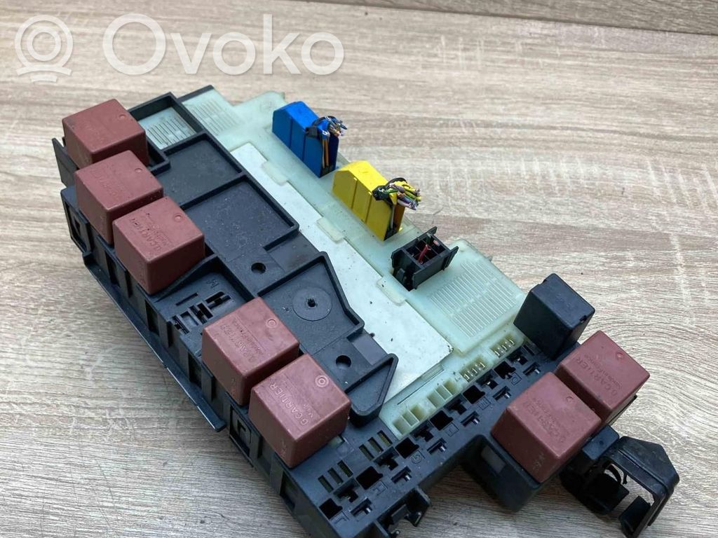 Ramka / Moduł bezpieczników   21650985,216509853A