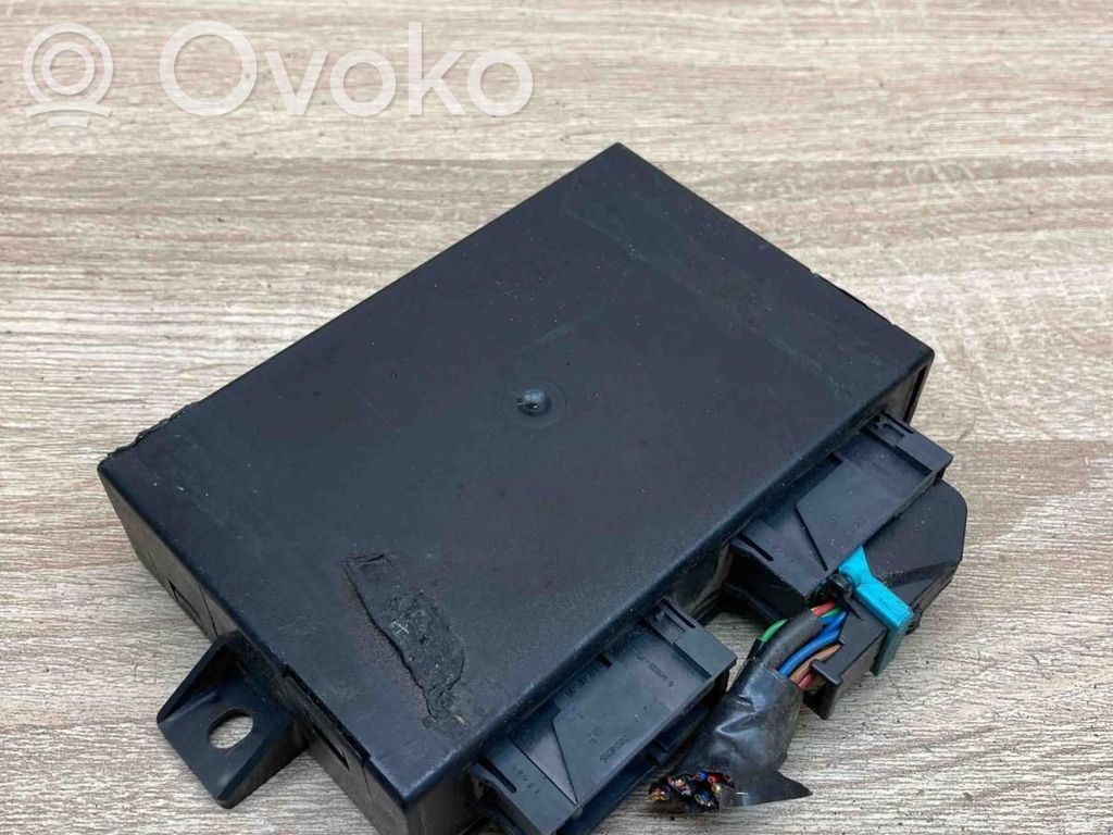 Volkswagen PASSAT B5 Parking PDC control unit/module 