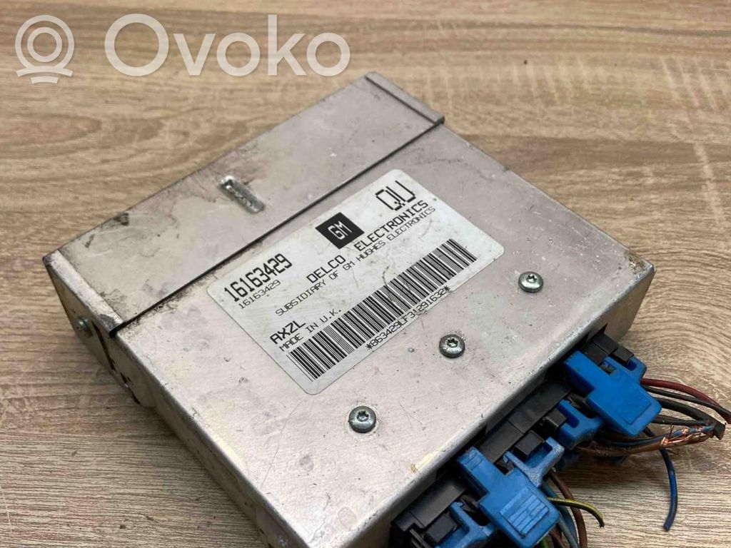 Opel Corsa B Unidad de control/módulo ECU del motor 