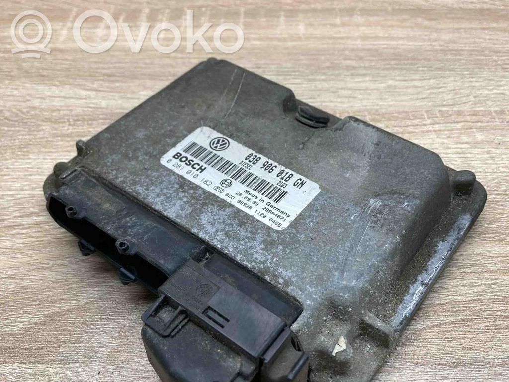 Skoda Octavia Mk1 (1U) Unitate control motor/modul ECU 
