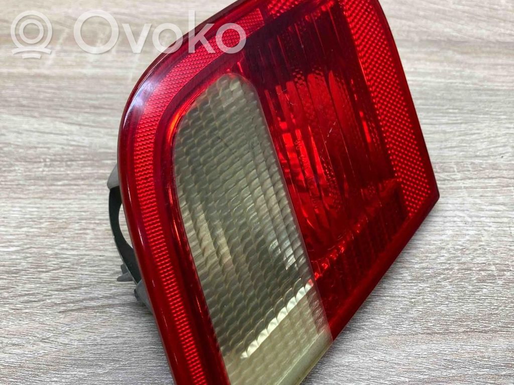 BMW 3 E46 Tailgate rear/tail lights 