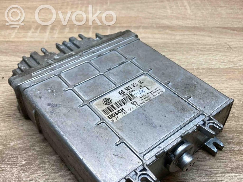 Volkswagen PASSAT B5 Centralina/modulo motore ECU 