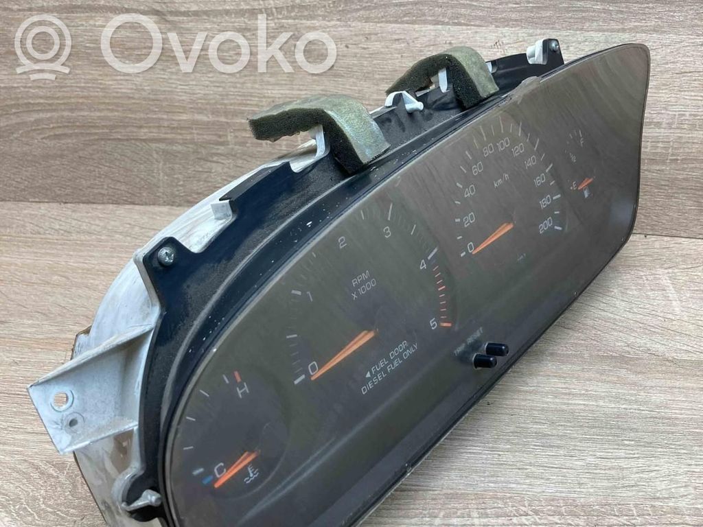 Chrysler Voyager Tachimetro (quadro strumenti) 