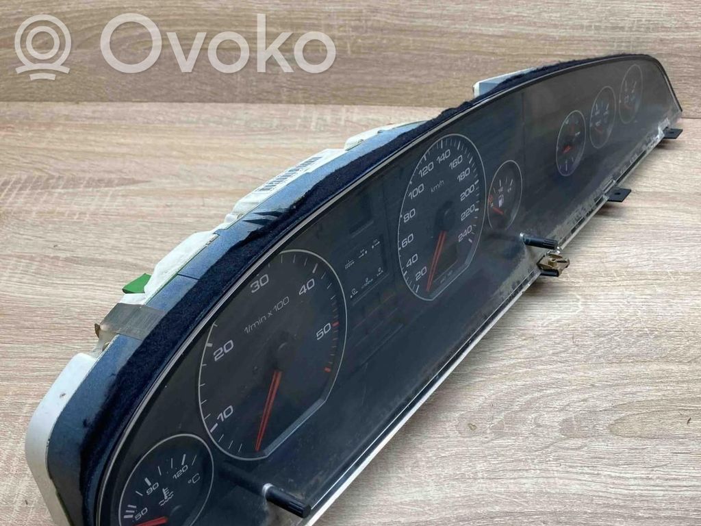 Audi A6 S6 C4 4A Nopeusmittari (mittaristo) 