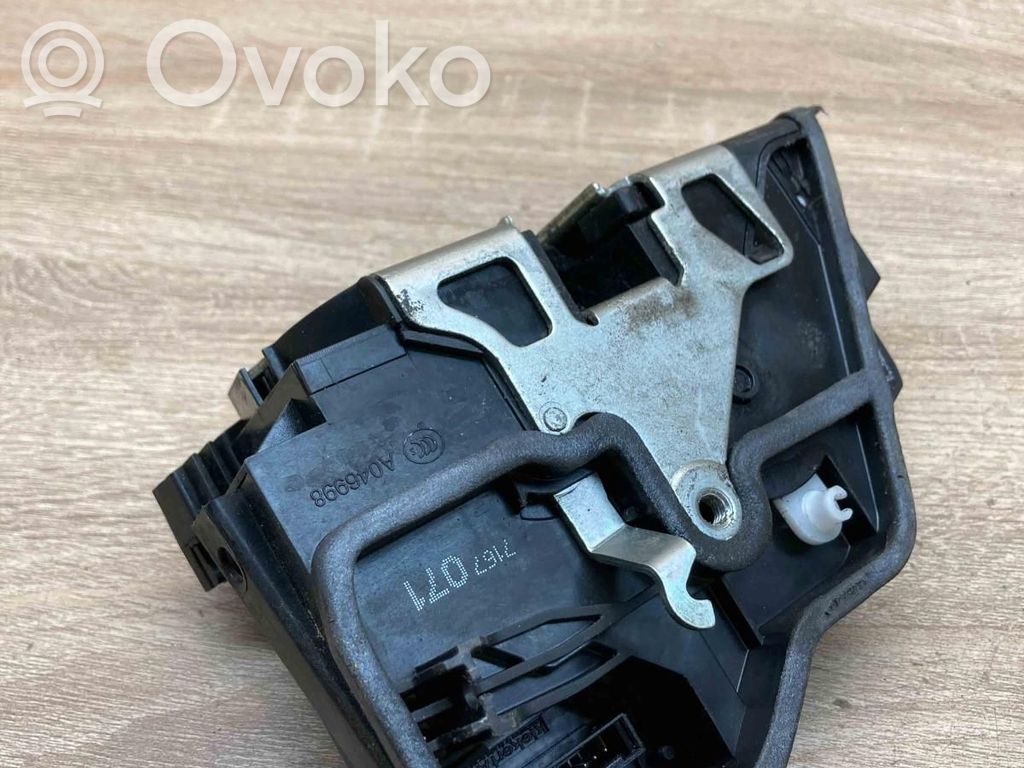 Front door lock   7167071