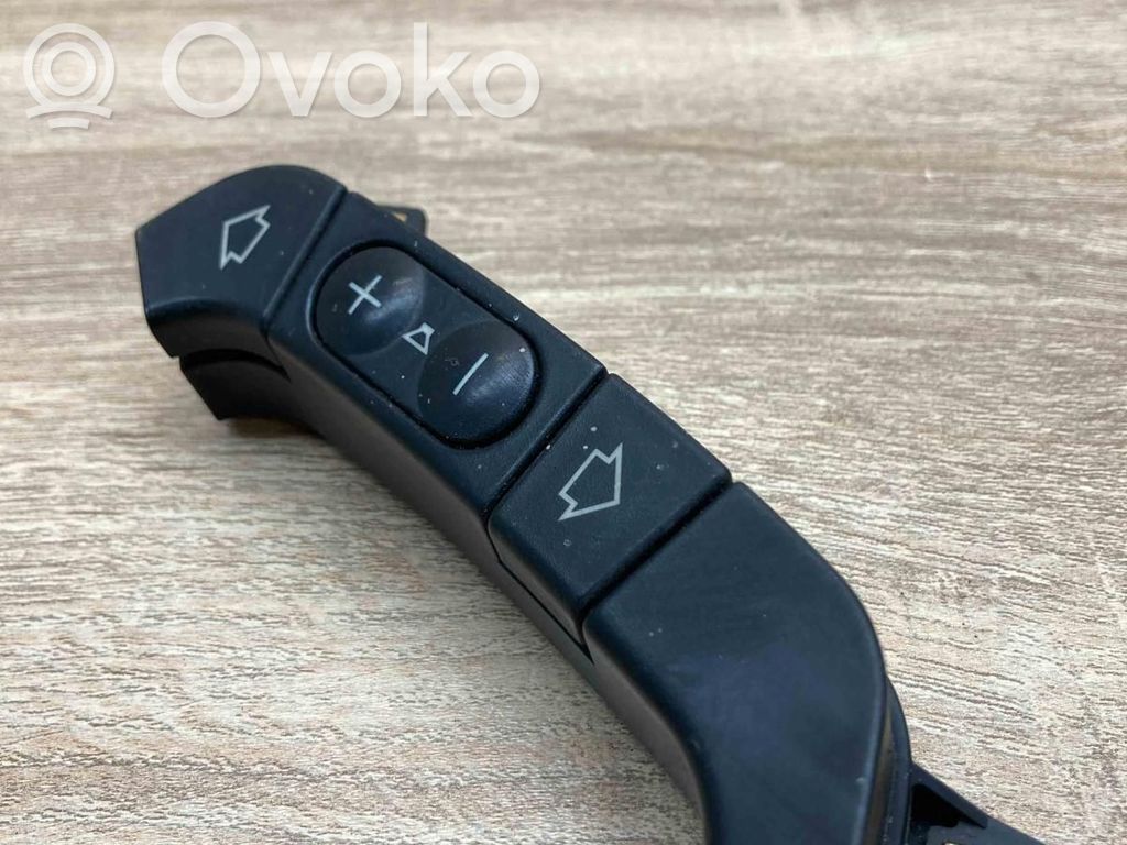 BMW 5 E39 Steering wheel buttons/switches 