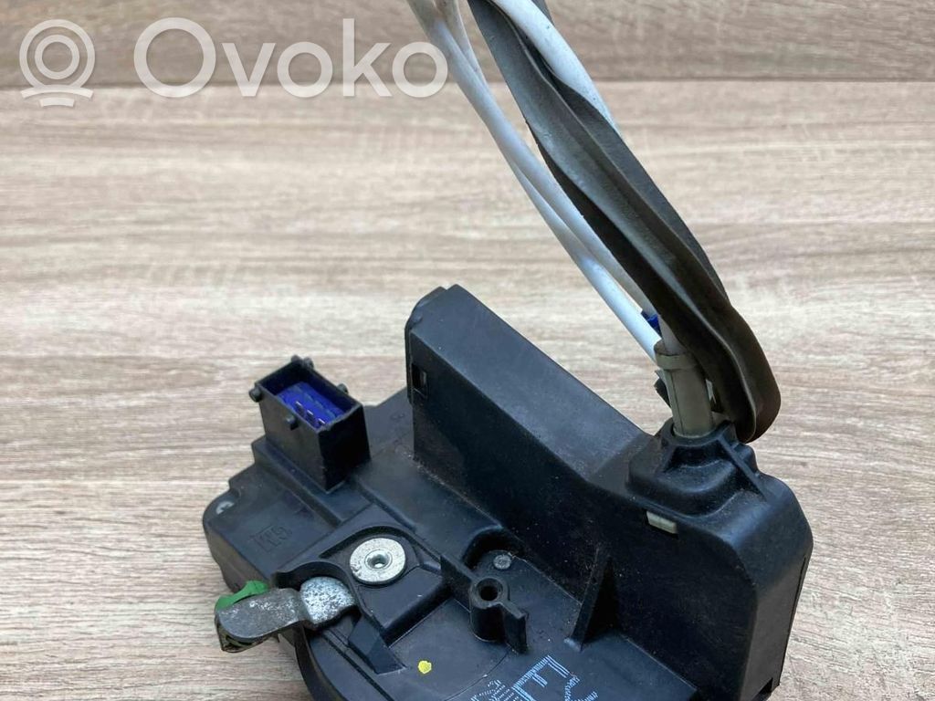 Opel Astra G Zamek drzwi przednich 