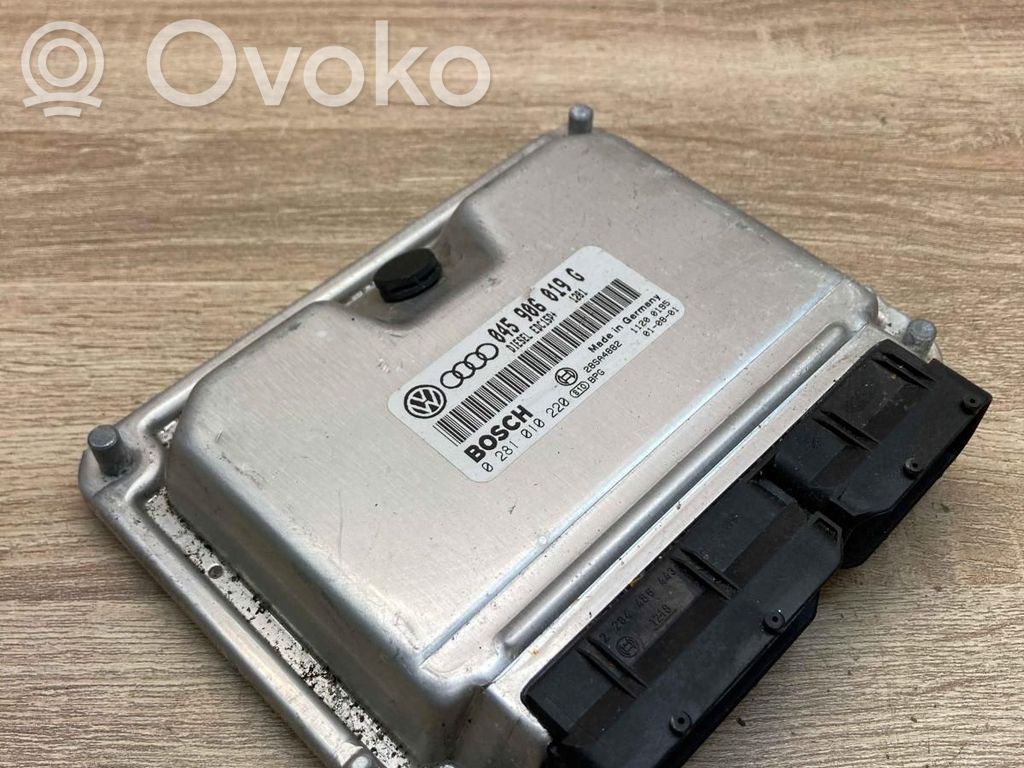Audi A2 Unitate control motor/modul ECU 