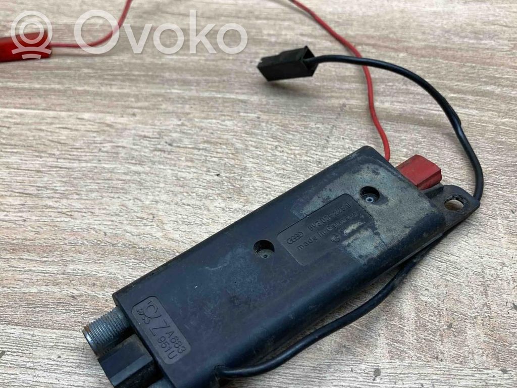 Audi 80 90 B3 Pystyantennivahvistin 